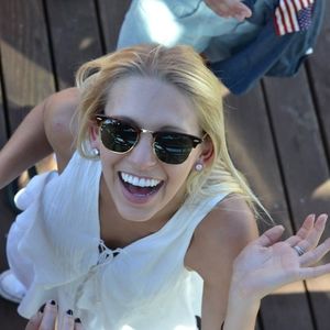 Meet your Posher, Allie